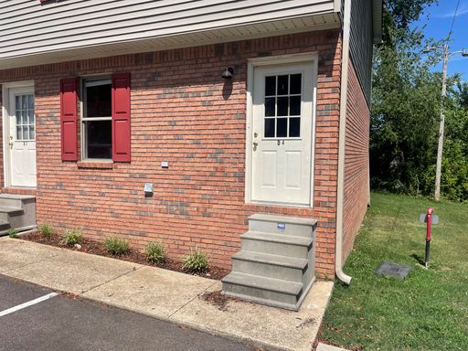 University Place 1- Townhouse Apartment