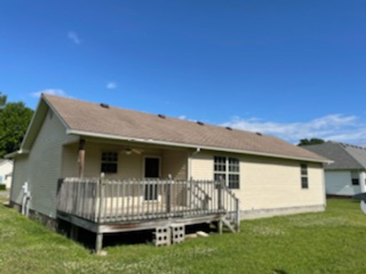Charming 3 BD 2 BA Home! 