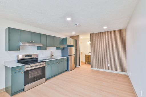 Modern Remodel with Designer Finishes | All Utilities Included