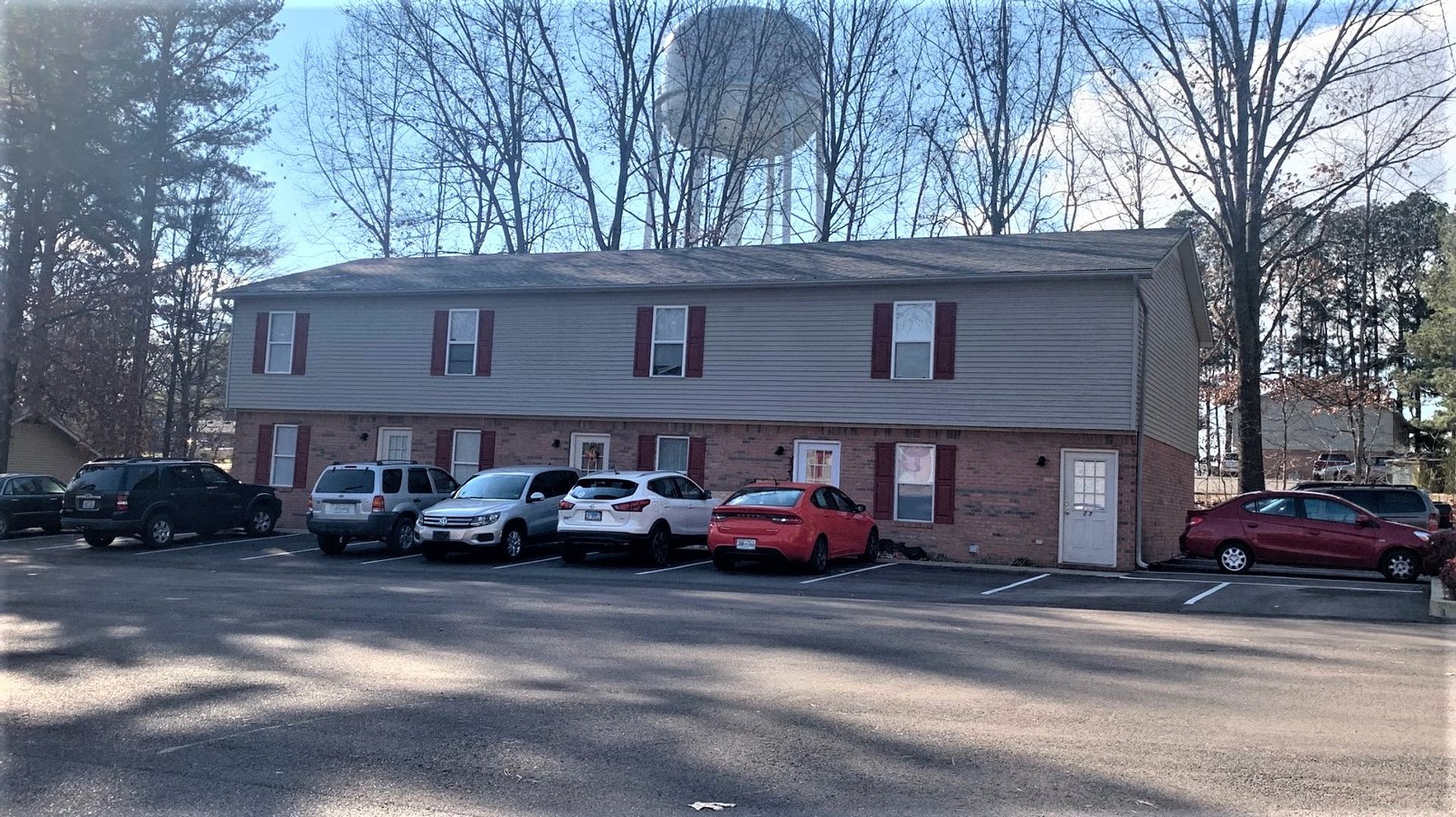 Martin Apartment: 148 W Peach St.