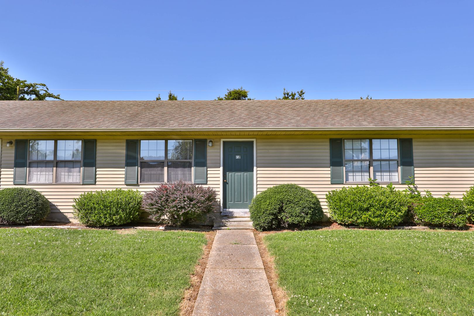 Martin Apartment: 579 Baker Rd