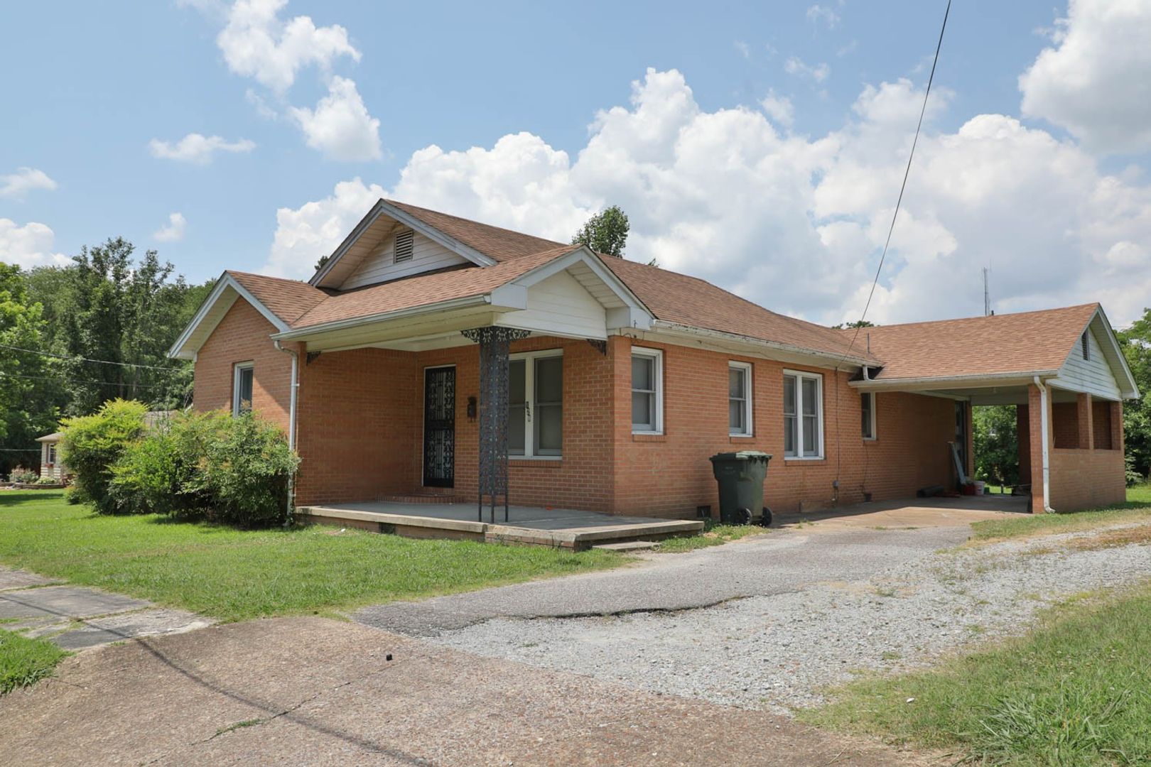 Martin House: 129 Fonville St.