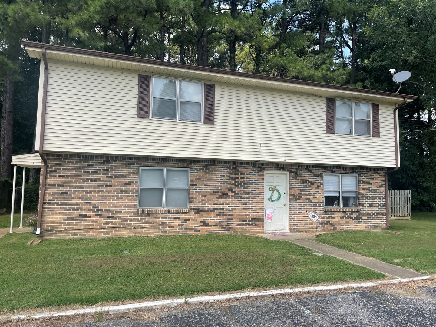 Martin Apartment: 525 Mt. Pelia Rd - 12
