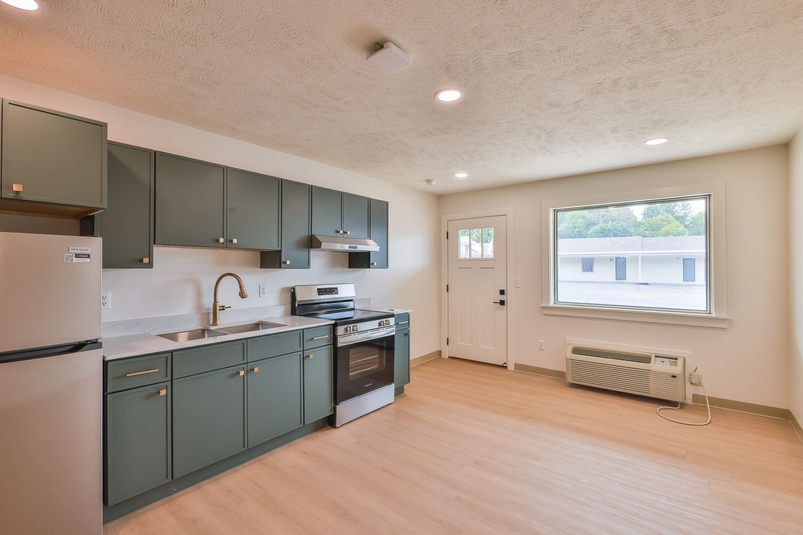 Martin Apartment: 551 Elm St.