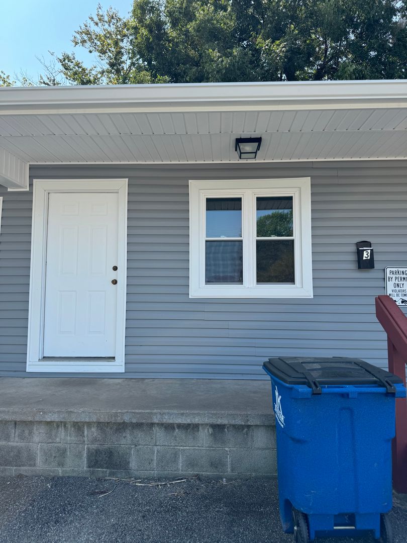 Martin Apartment: 102 St. Charles St