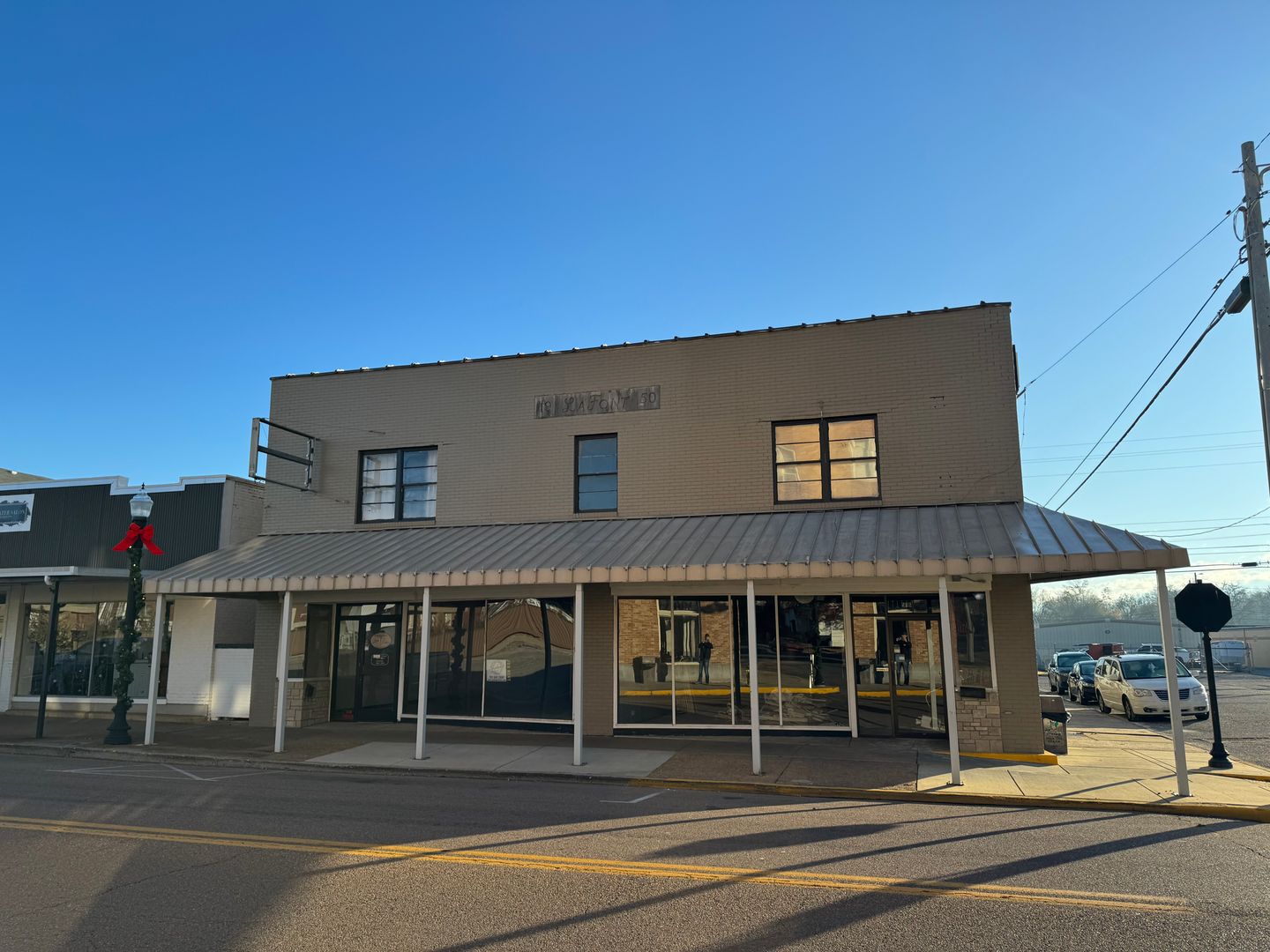 Union City Apartment: 105 E Lee St.