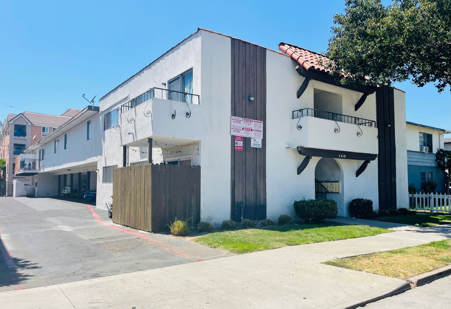 Santa Ana Apartment: 1418 North French Street