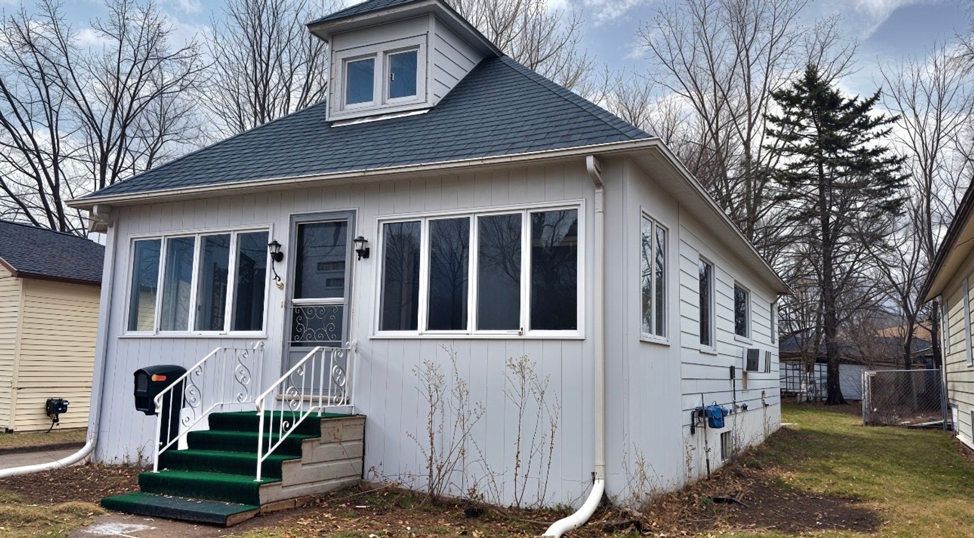 Saginaw House: 1520 Durand St