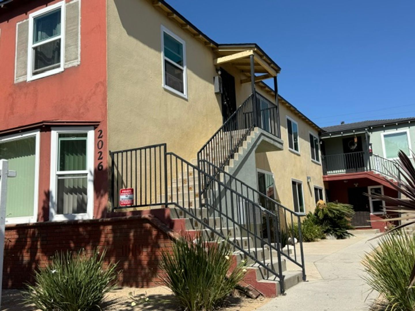 LONG BEACH Apartment: 2026 MAGNOLIA AVE