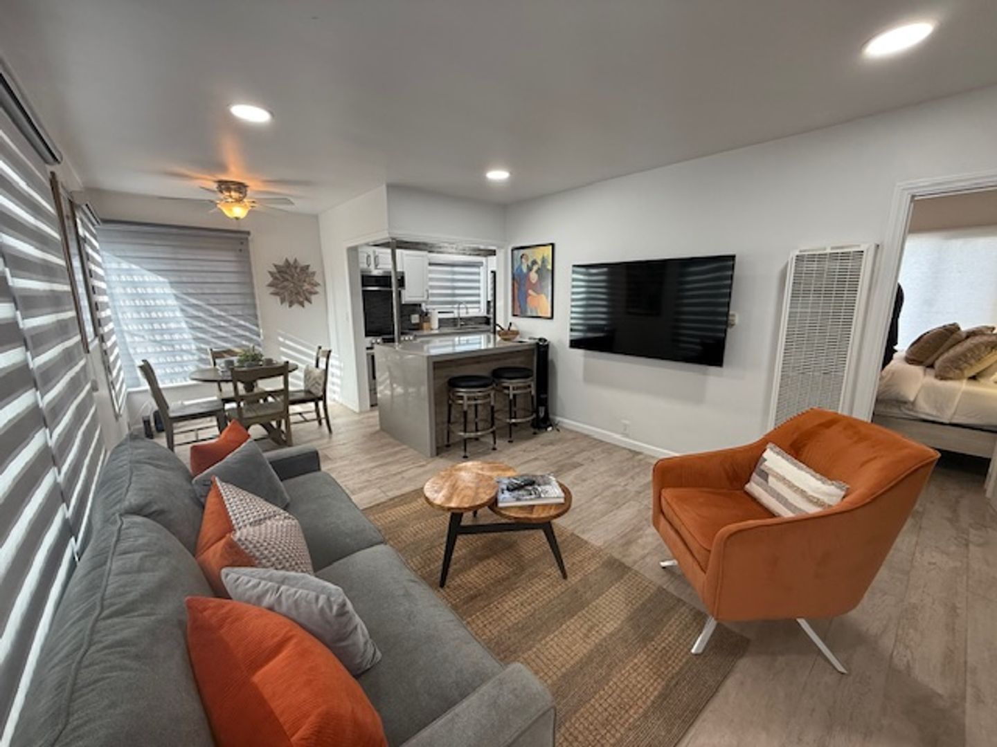 LONG BEACH Apartment: 67 BAYSHORE AVE