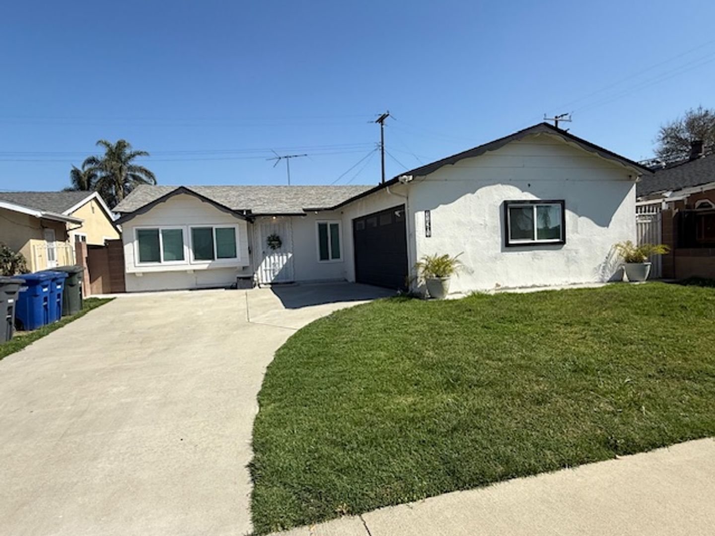 LAKEWOOD House: 11381 WALCROFT ST