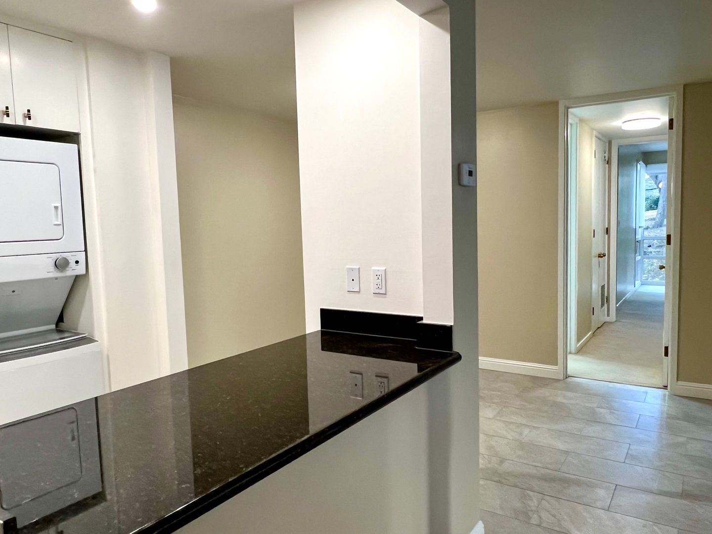 Laundry room at [E] El Dorado Apartments (OH)