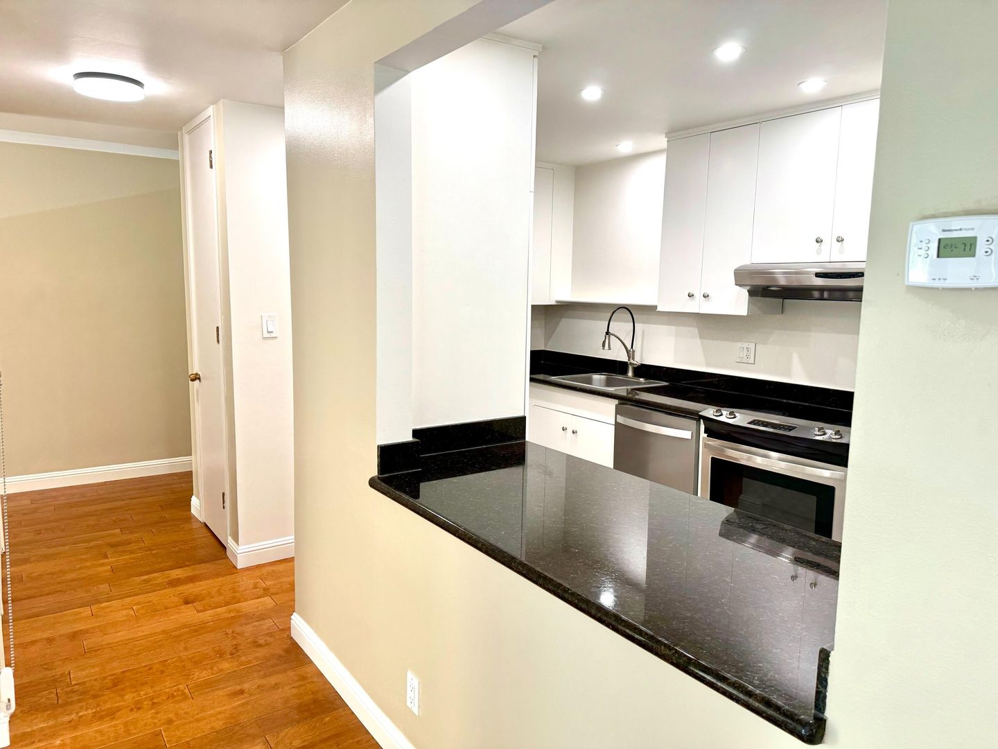 [E] El Dorado Apartments (OH) 10 of 12