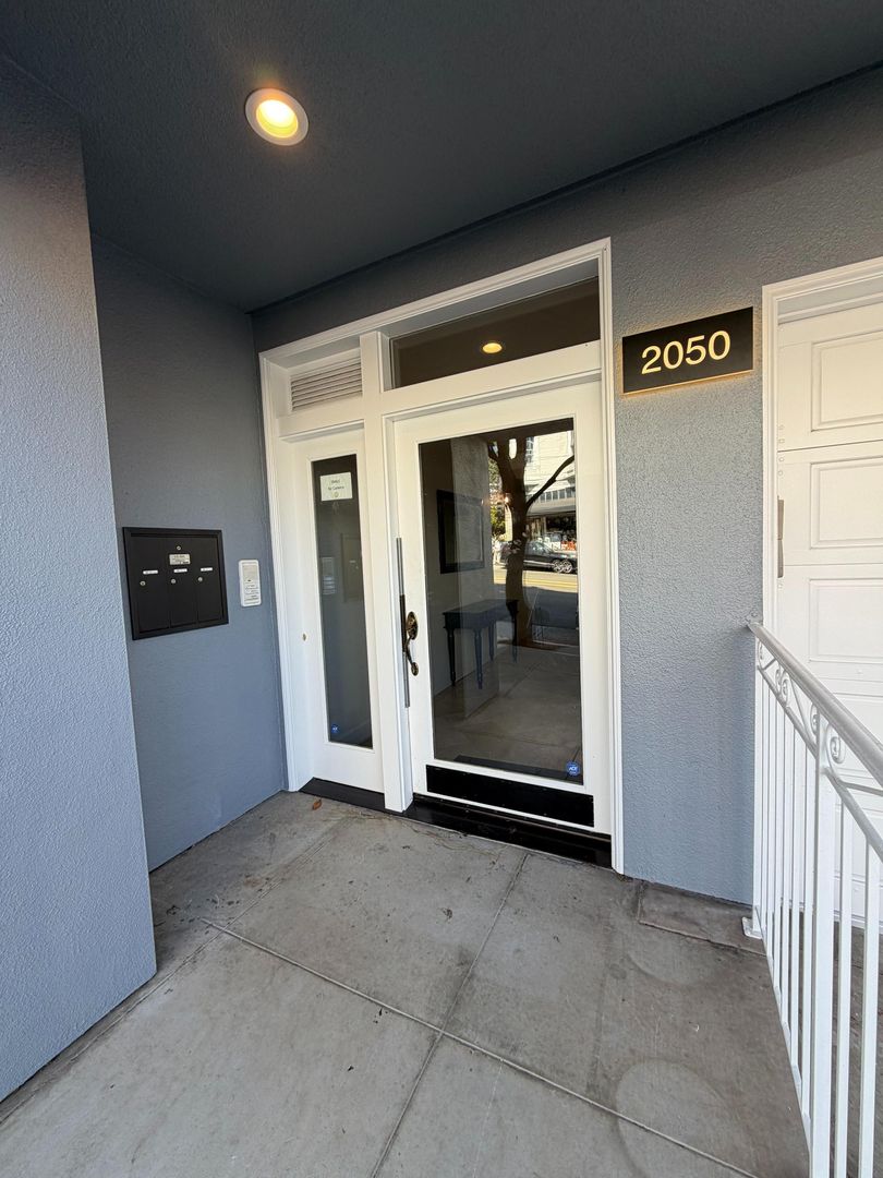 2050 Divisadero St #3 29 of 54