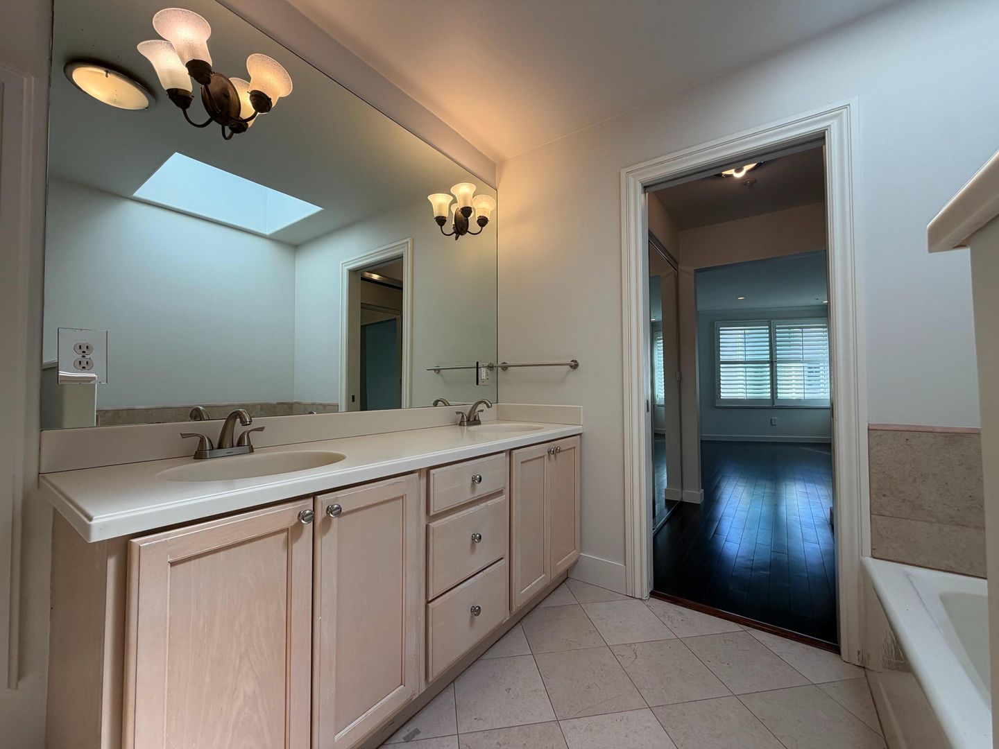 2050 Divisadero St #3 51 of 54
