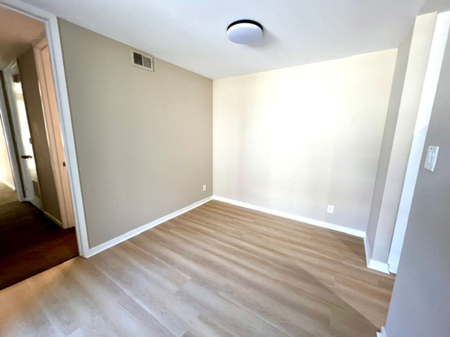 [E] El Dorado Apartments (OH) 10 of 12