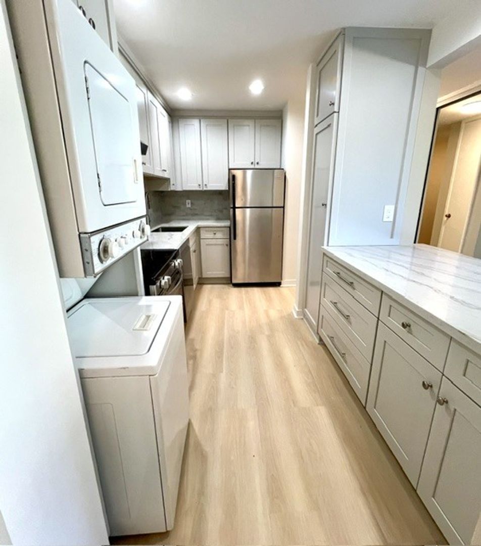 [E] El Dorado Apartments (OH) 12 of 12