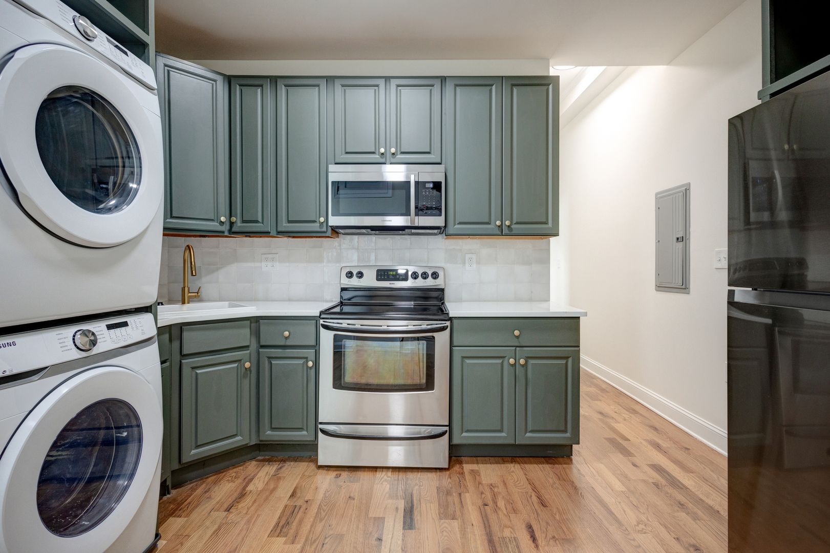 Philadelphia Apartment: 1723 Master Street