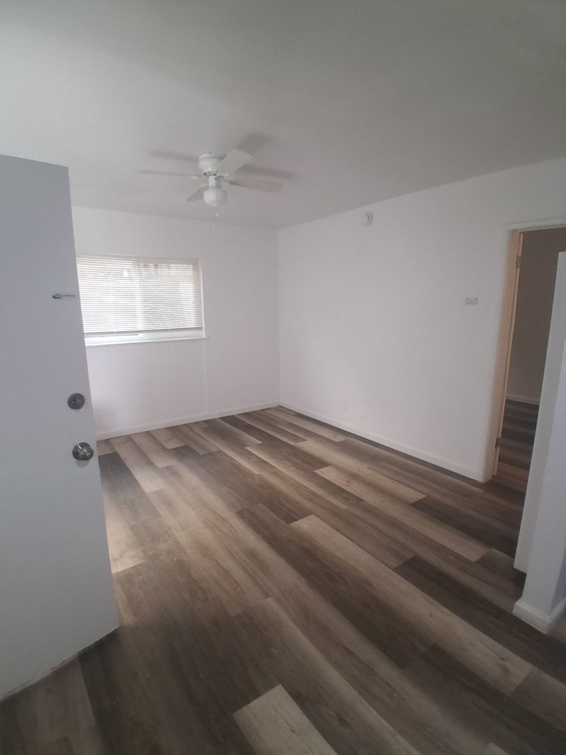 Los Angeles Apartment: 501 N Avenue 50