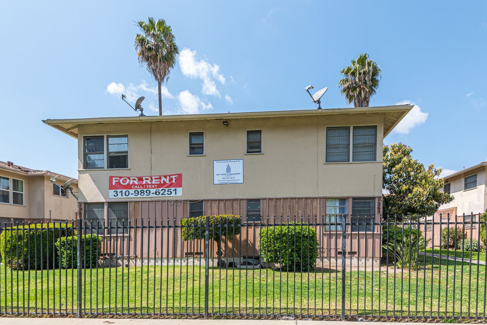 Los Angeles Apartment: 1259-1273 West Blvd