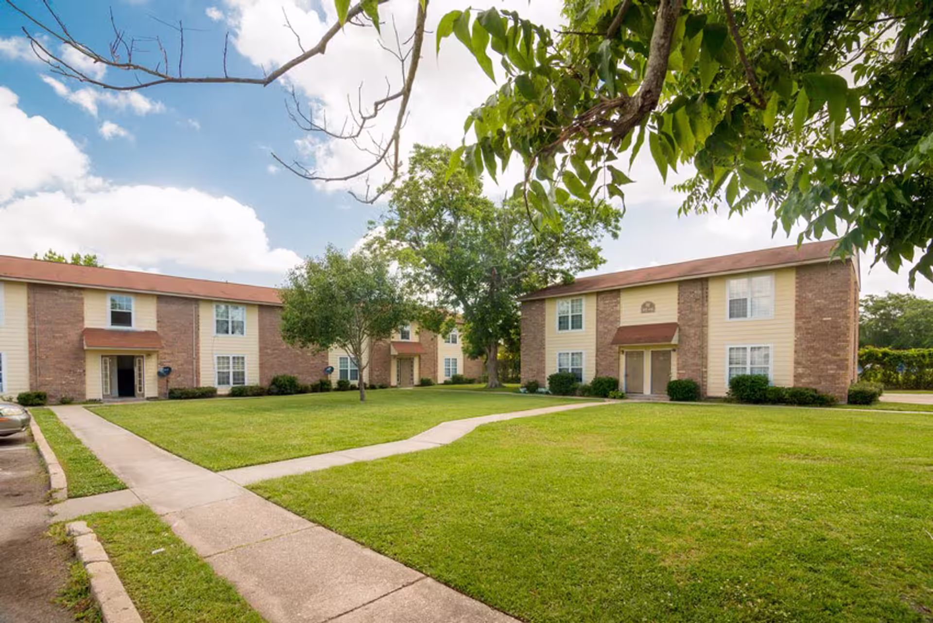 Pascagoula Apartment: 3201 Eden Street