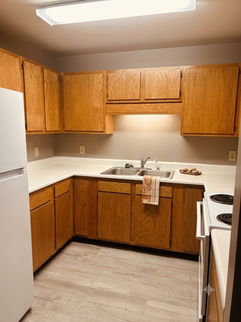 Bristol Apartment: 1240 West Mary St