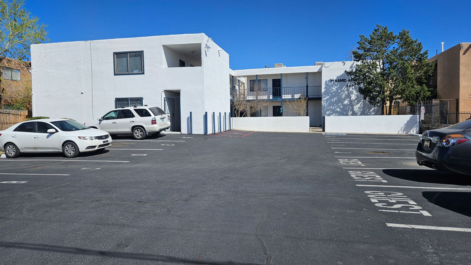 Albuquerque Apartment: 3600 Lafayette Dr.