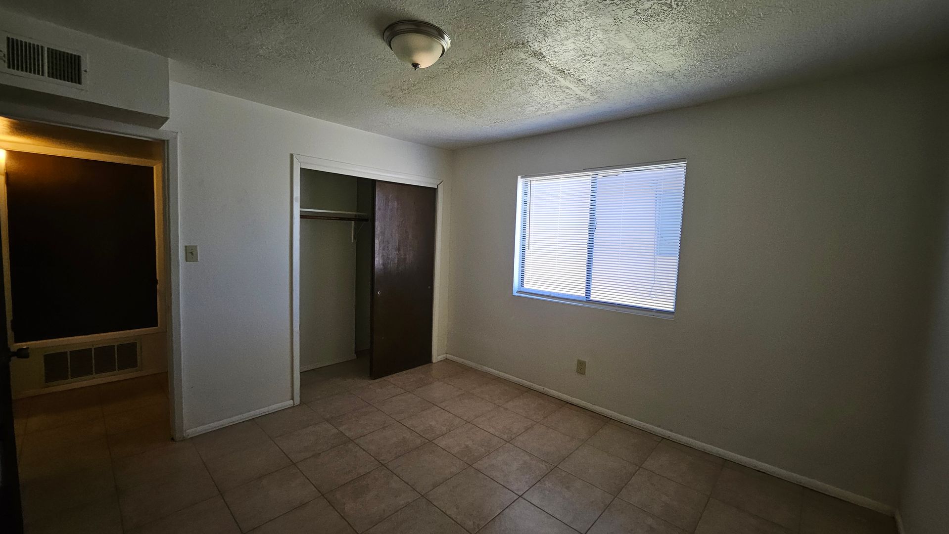 Grants Apartment: Wengert - Grants