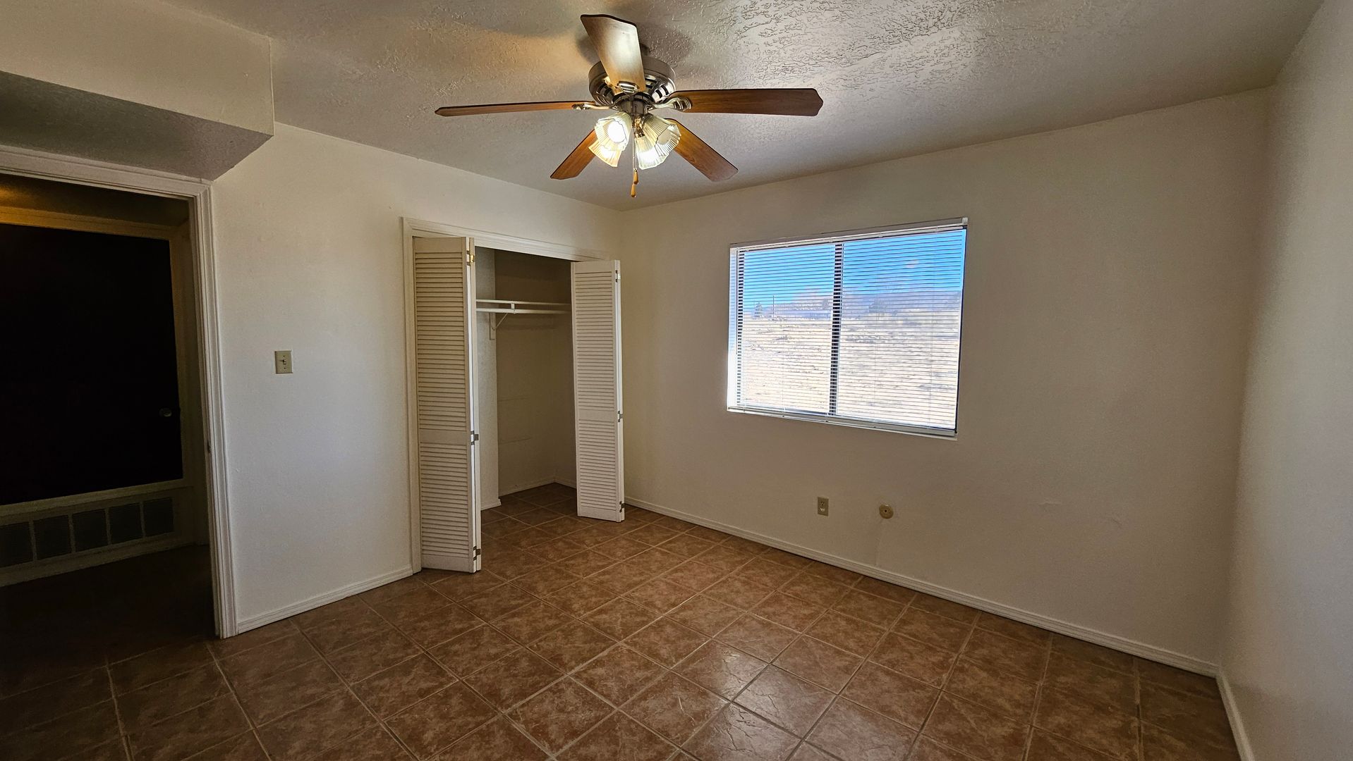 Grants Apartment: Courtyard Apartments