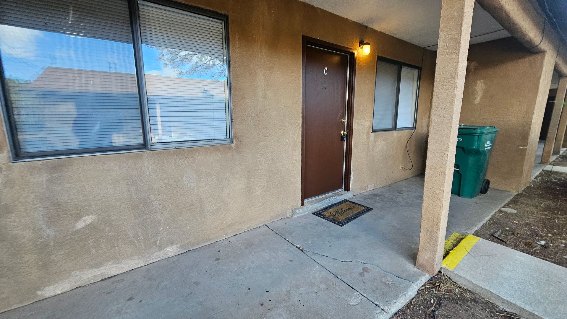 Grants Apartment: Courtyard Apartments