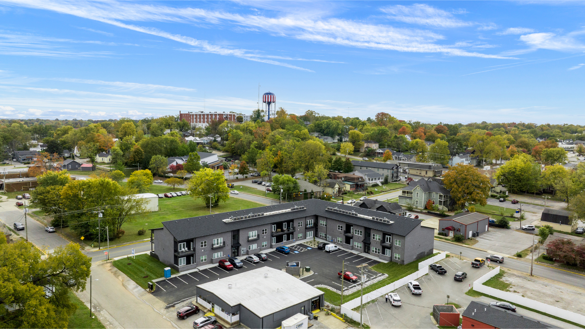 Bowling Green Apartment: 677 Chestnut St