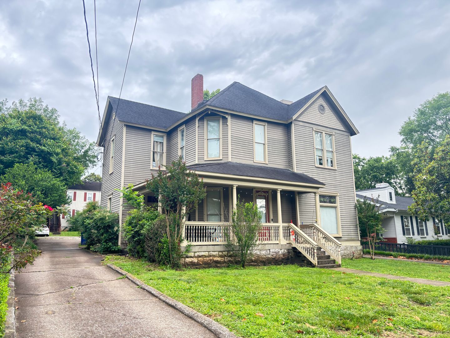 Bowling Green Apartment: 928 Elm Street