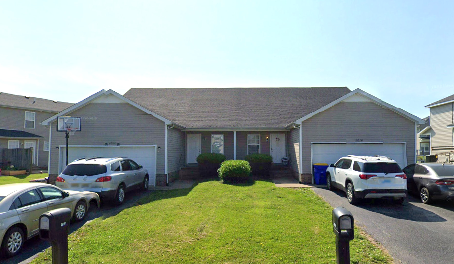 Bowling Green Apartment: 2610 Oriole Street