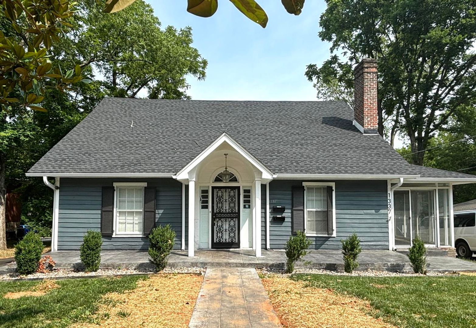 Bowling Green Apartment: 1337 Park Street