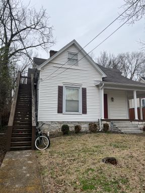 1359 High Street - Apt. B – photo 1