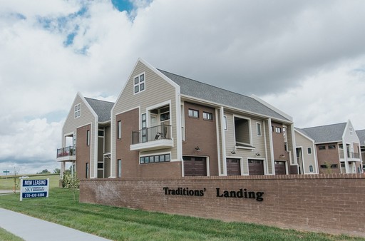 Traditions' Landing – photo 1
