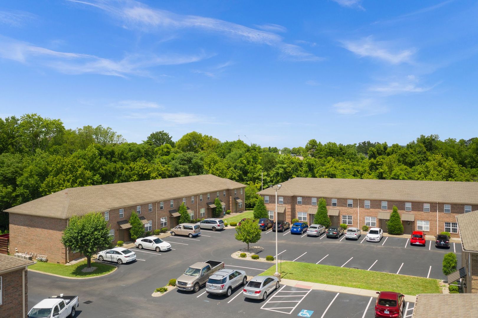 Bowling Green Apartment: 1116 Brockley Way