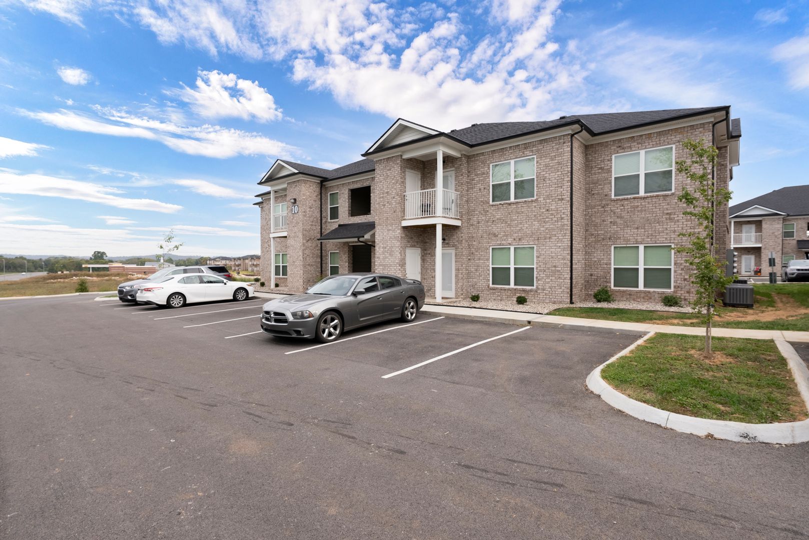 Bowling Green Apartment: 2363 Fox Ridge Court