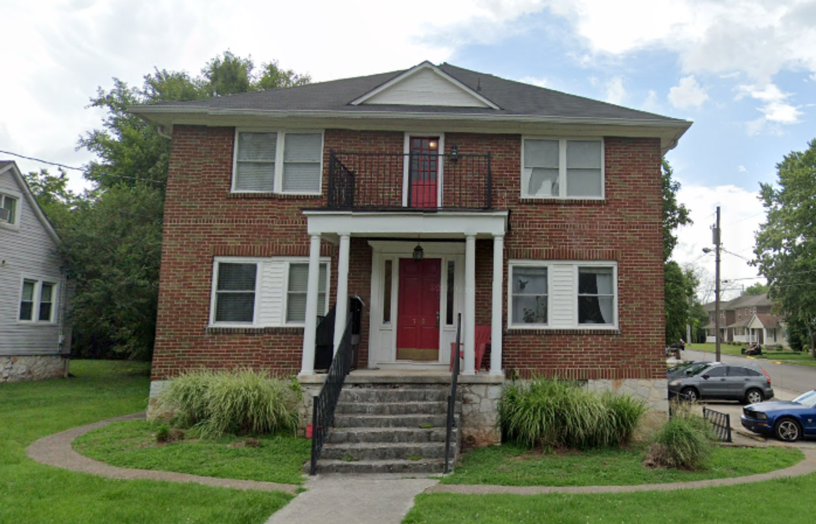 Bowling Green Apartment: 710 Cabell Drive