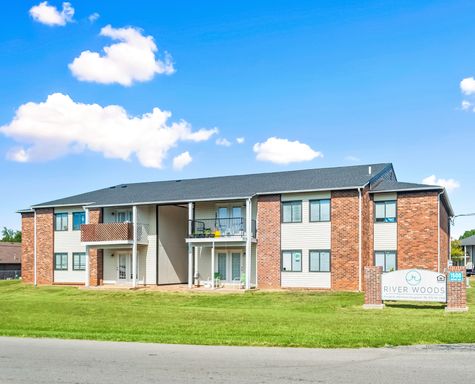 River Woods Apartments – photo 1
