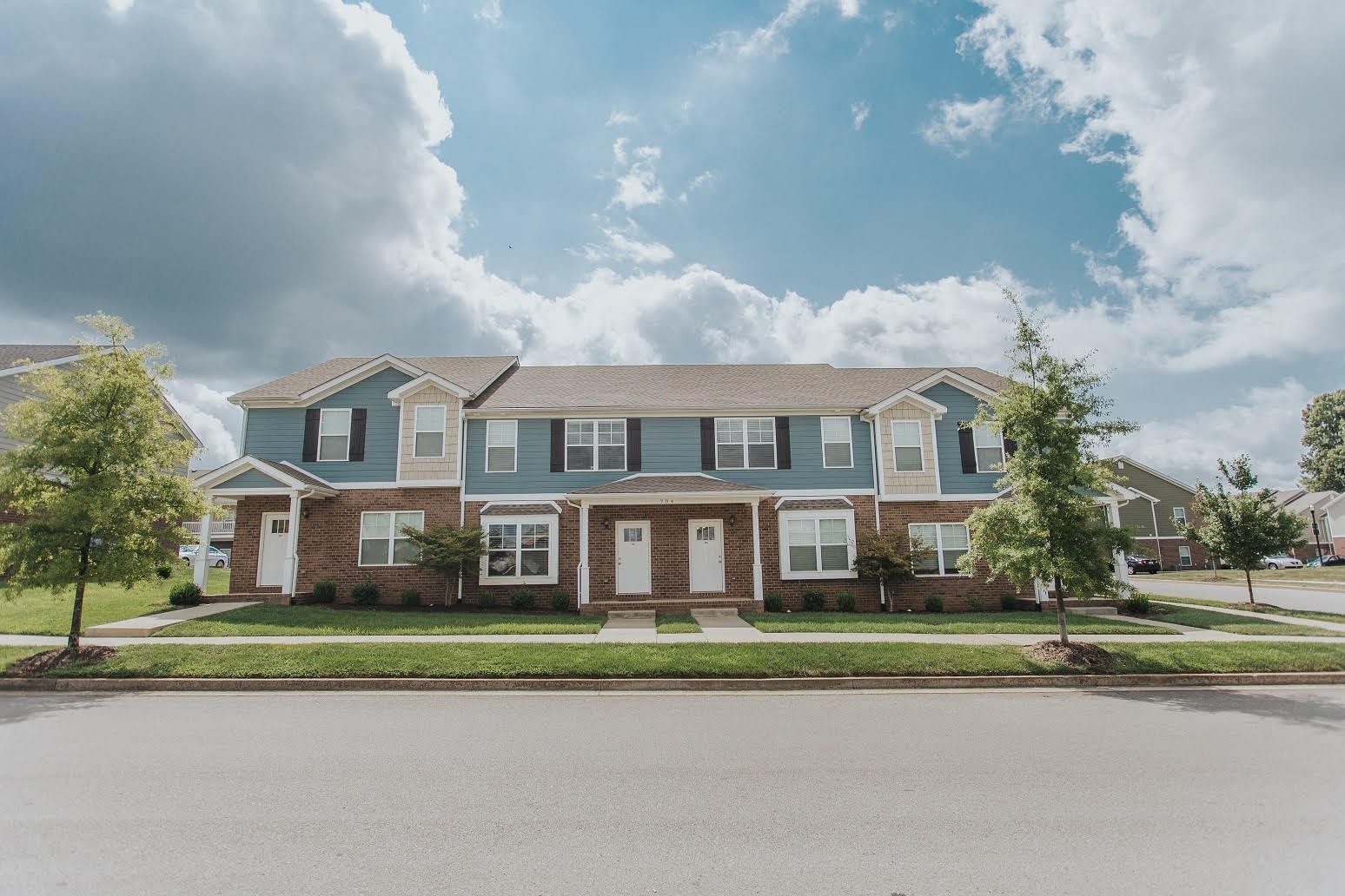 Bowling Green Apartment: 655 Declaration Way