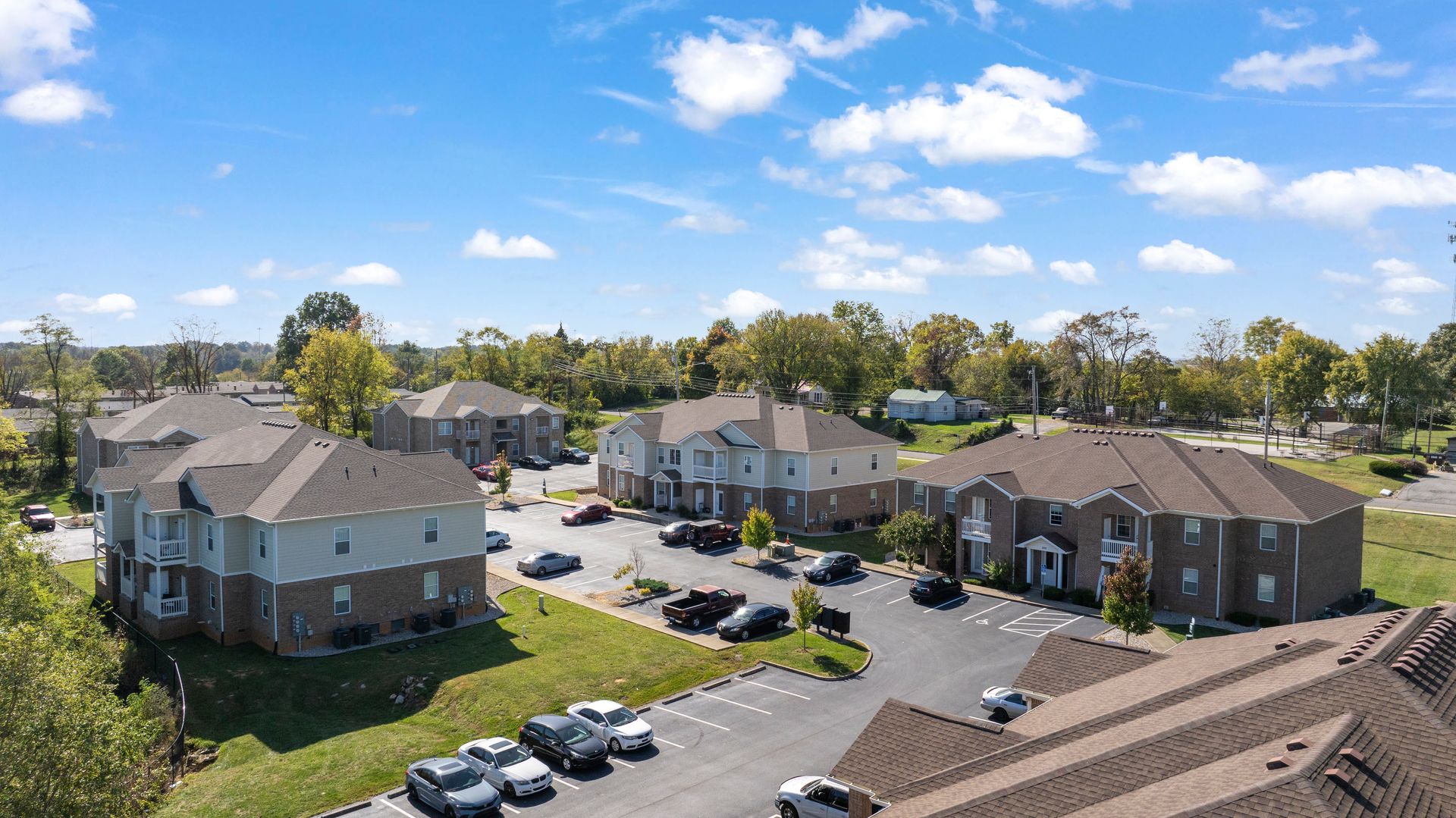 Elizabethtown Apartment: 214 Vaughn Lane