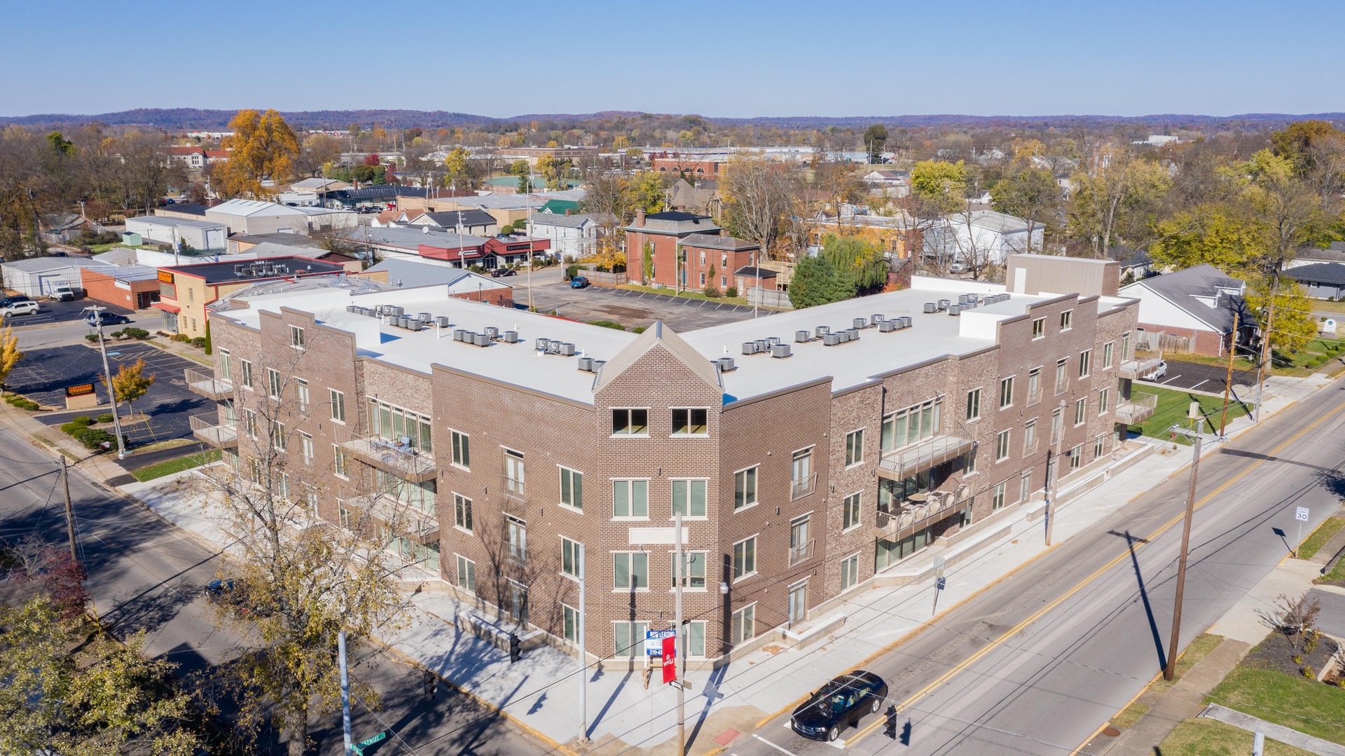 Bowling Green Apartment: 529 Chestnut Street