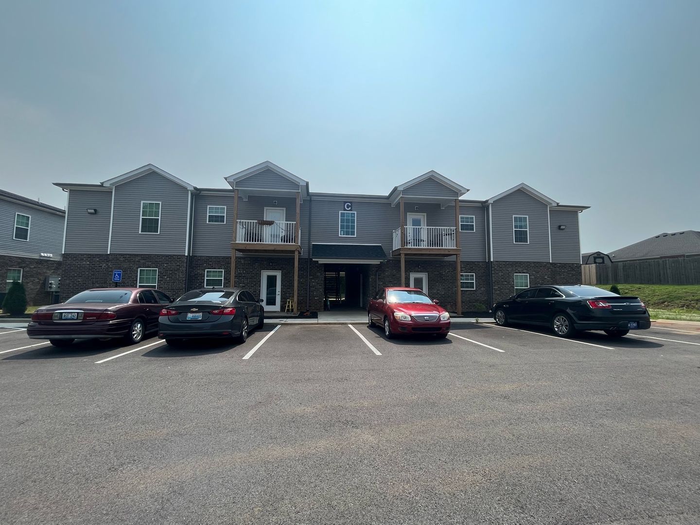 Bowling Green Apartment: 173 Windover Avenue