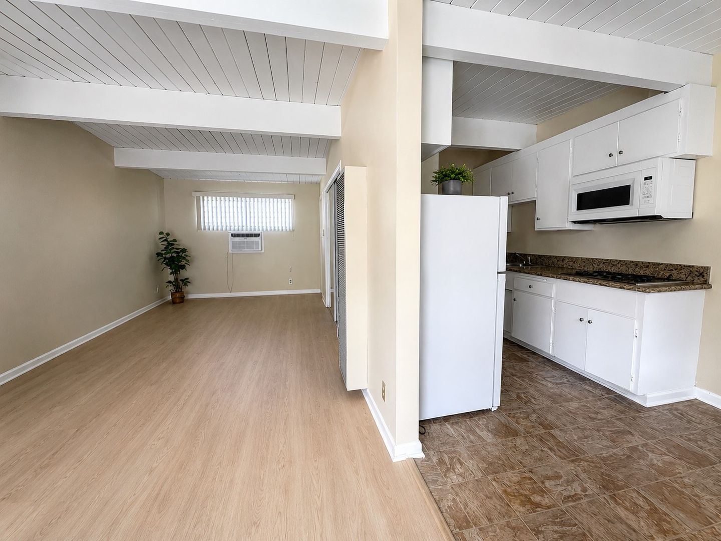 Burbank Apartment: 1030 W. Olive Ave