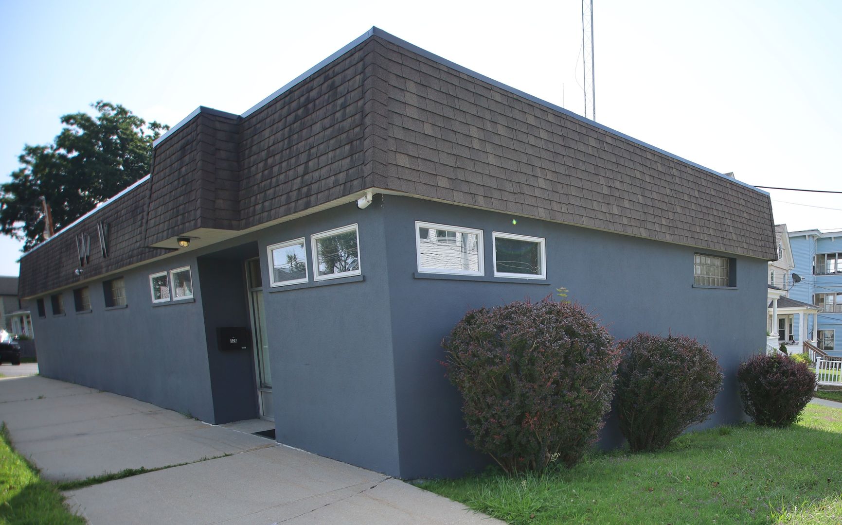 326 Springside Avenue - Office