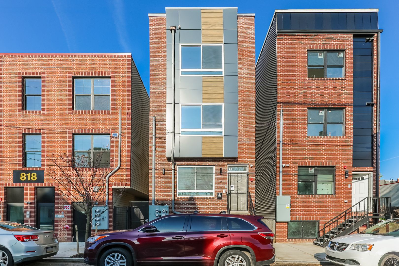 Philadelphia Apartment: 820 N 40th Street