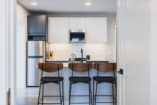2 Bedroom 1 Bathroom Apartment – photo 1
