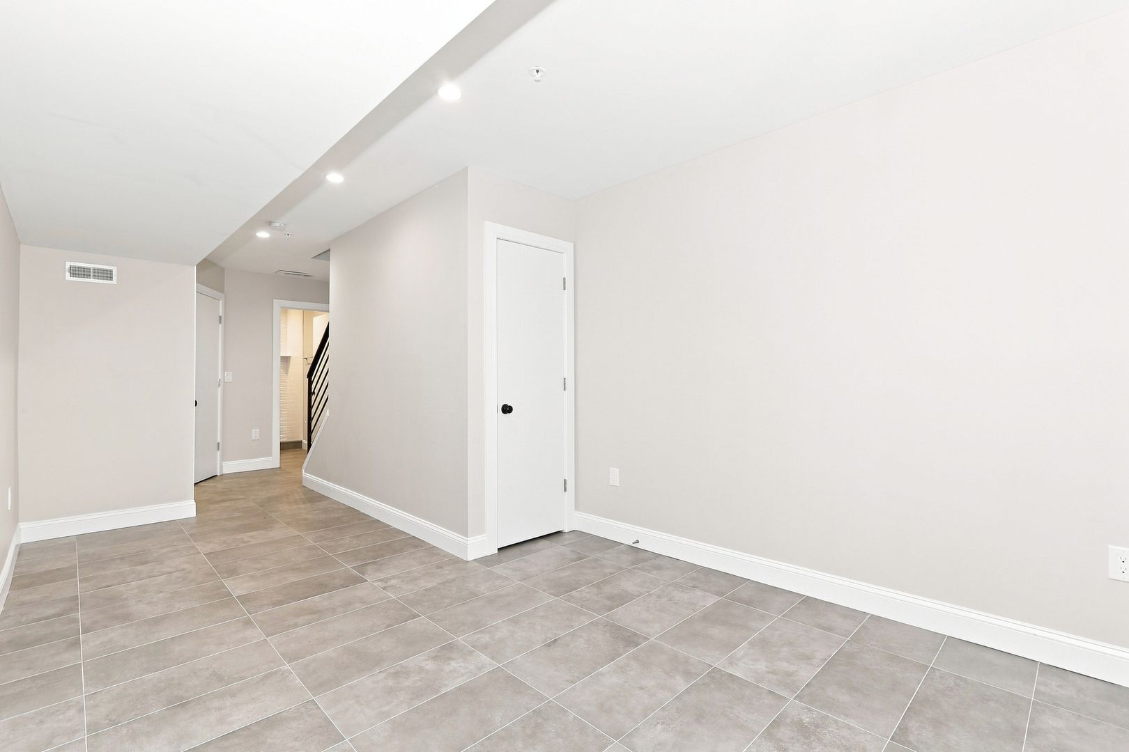 2647 Latona St LLC 11 of 12