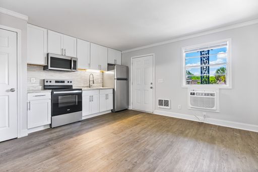The Midtown - Renovated – photo 1